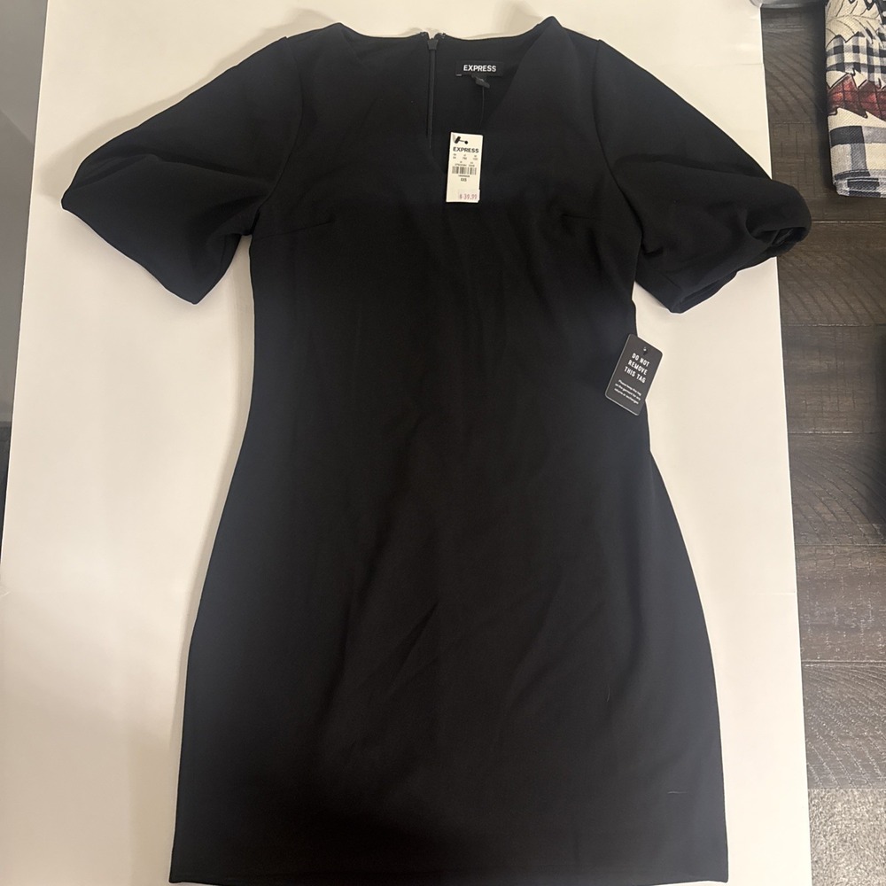 Express Mini Black Dress Size XXS Women's Short Sleeve V Neck Zip Back
